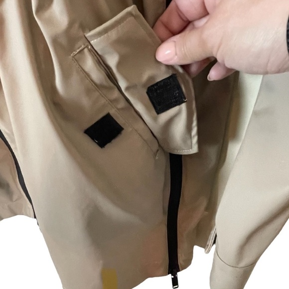 Thyme Maternity Rain Jacket - Picture 3 of 11